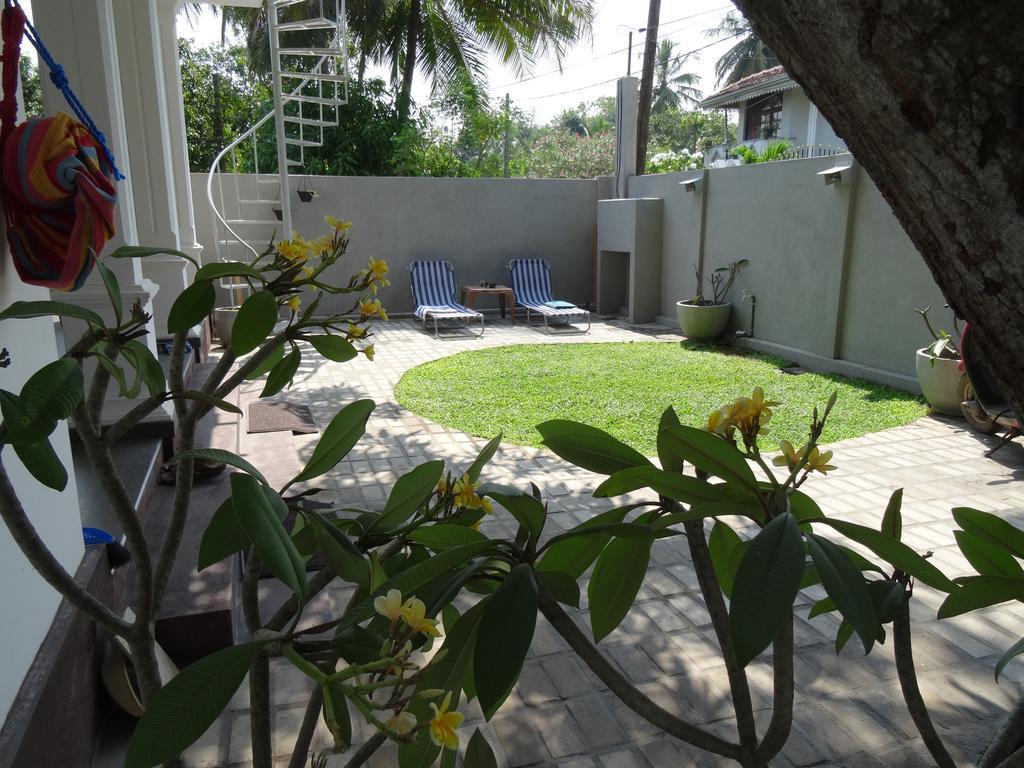 Ok Cabana Negombo Bilik gambar