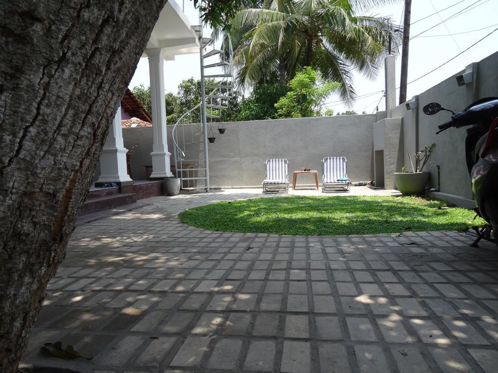 Ok Cabana Negombo Bilik gambar